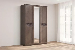 Шкаф 3-х створчатый с зеркалом Кэт-4 Венге Диал в Челябинске - chelyabinsk.mebel-tymen.ru | фото